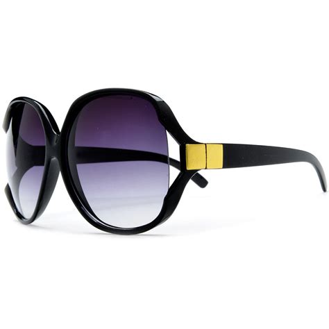 jackie o style sunglasses.